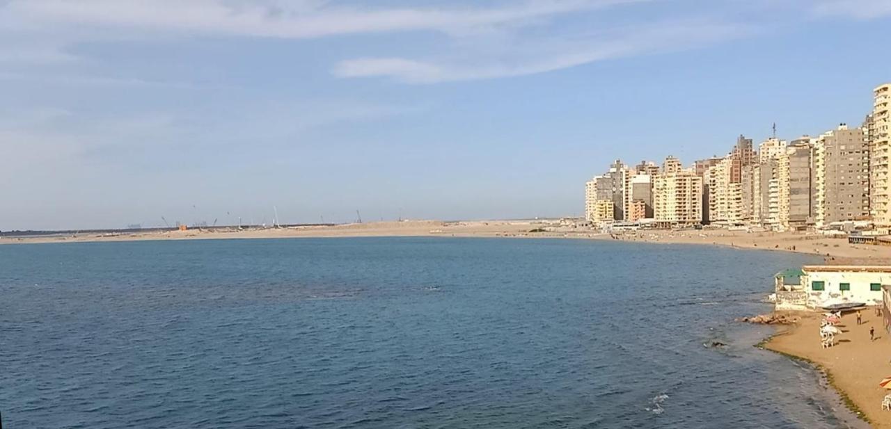 Furnished Apartment - Beach View "Nearest Beach 2 Minutes Walking" - Free Wifi- Abo Keer - Alexandria - Egypt Abu Qir Экстерьер фото