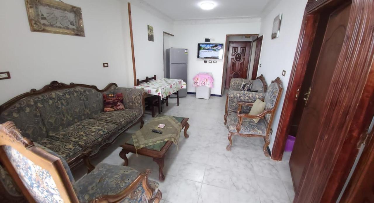 Furnished Apartment - Beach View "Nearest Beach 2 Minutes Walking" - Free Wifi- Abo Keer - Alexandria - Egypt Abu Qir Экстерьер фото