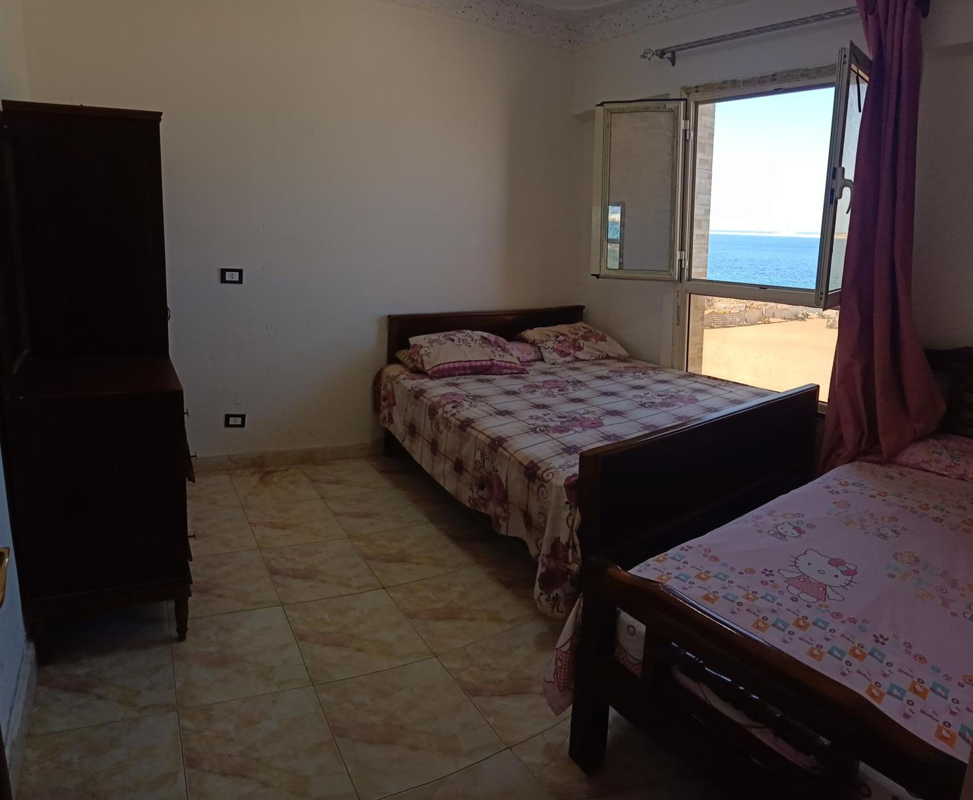 Furnished Apartment - Beach View "Nearest Beach 2 Minutes Walking" - Free Wifi- Abo Keer - Alexandria - Egypt Abu Qir Экстерьер фото